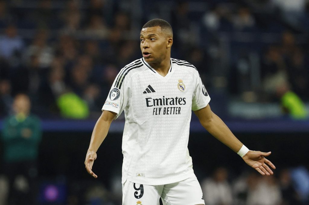Mbappe faces square peg in round hole as No. 9 role falls flat