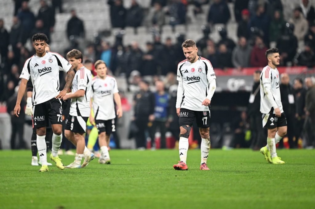 Beşiktaş face tough road after another lousy start to season