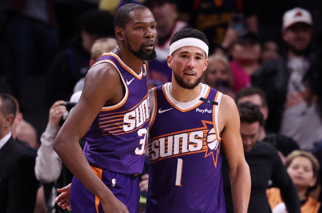 Suns’ Durant, Booker duo hands Warriors 4th-straight NBA defeat
