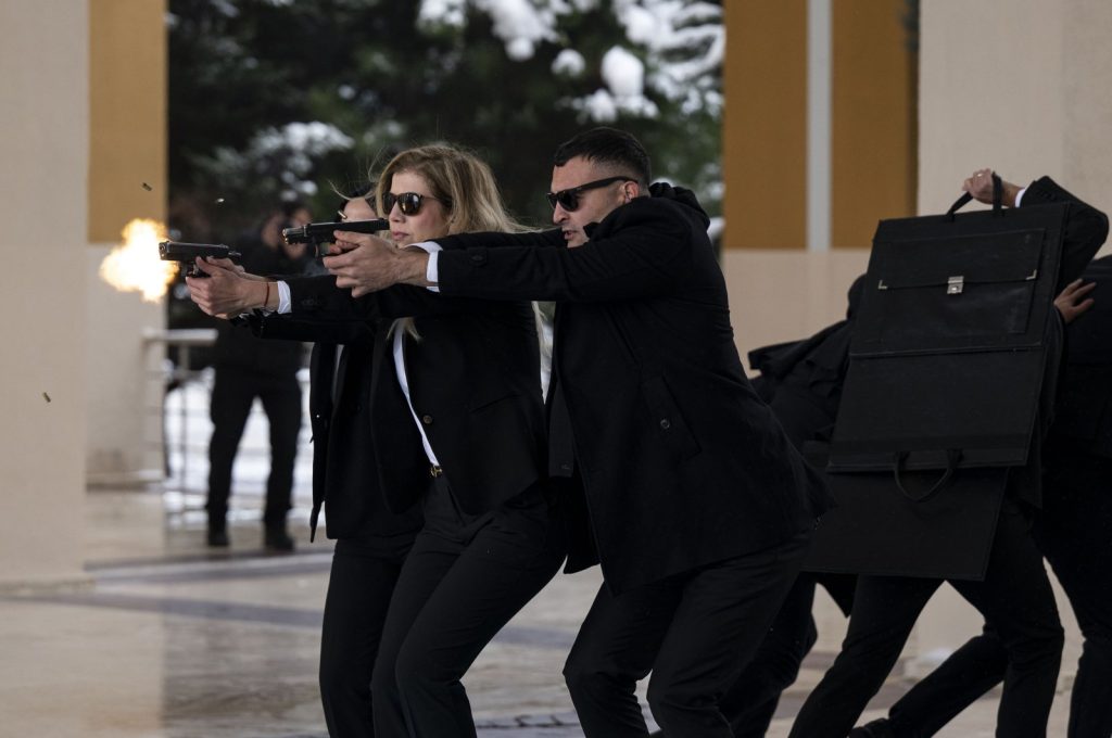 Türkiye’s elite guards channel 007 in real-world training