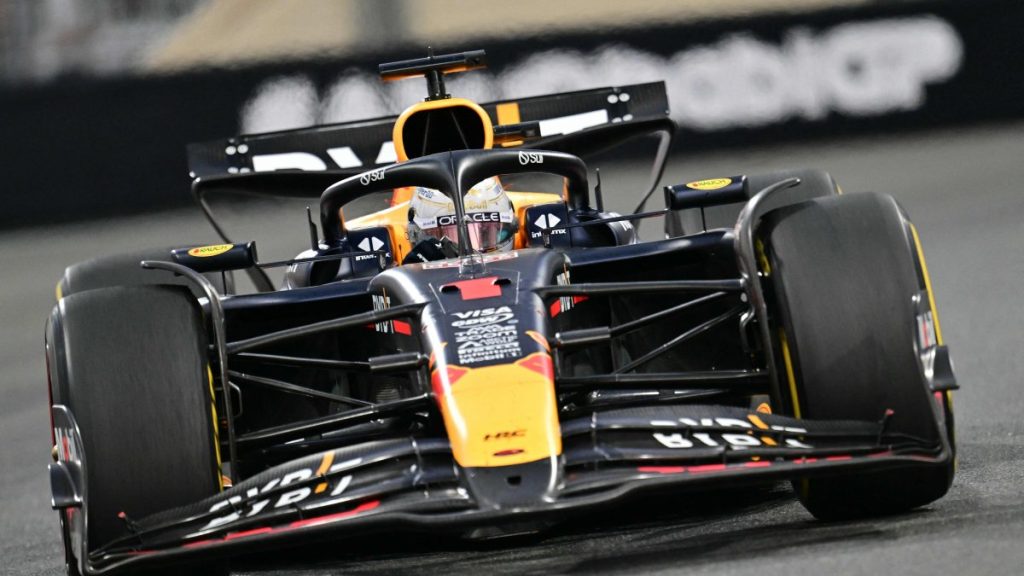 Verstappen masters to 4th straight win amid rollercoaster F1 season