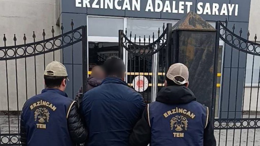 Turkish police detain 24 suspects linked to FETÖ’s exam fraud