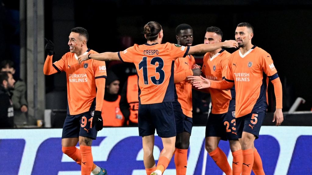 Başakşehir break European ice as Turkish giants fail to appease fans