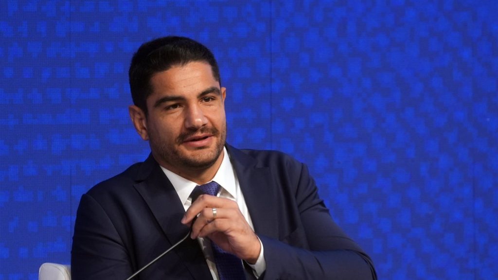 Akgül, Çebi set to grapple for Turkish Wrestling Federation top spot