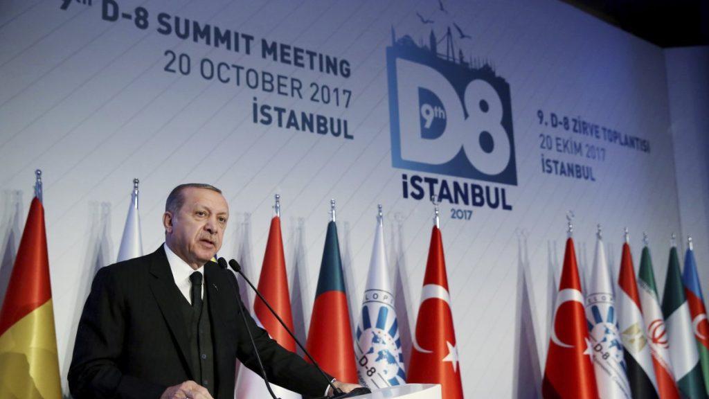 President Erdoğan attends D-8 summit, to discuss Palestine