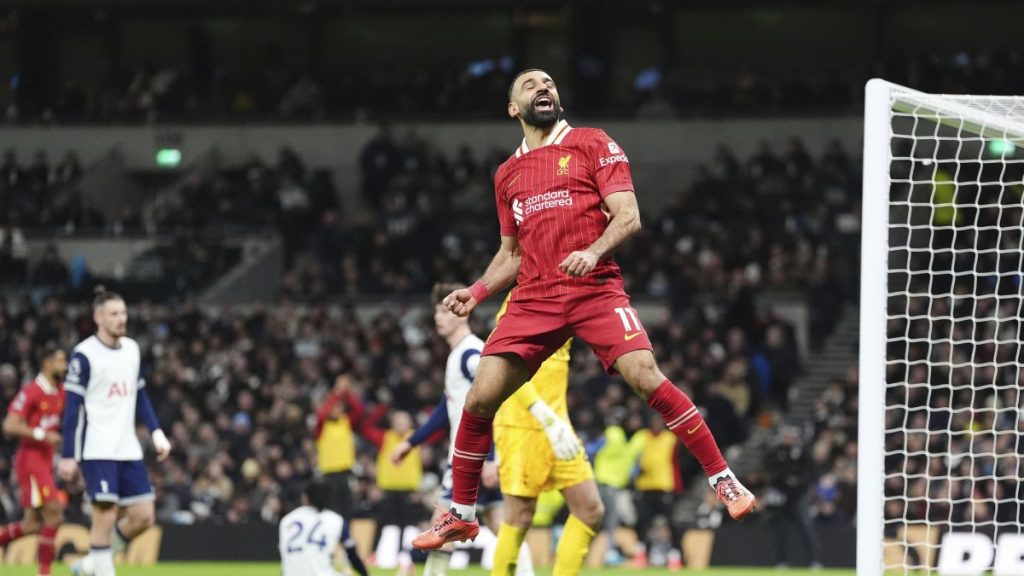 Liverpool run 6-3 riot at Spurs to seize 4-point festive dominance
