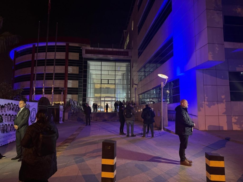 Turkish court jails hotel owner, architect in quake trial