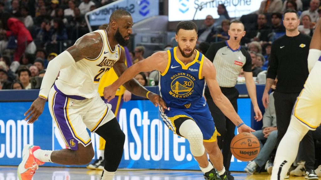 Lakers edge out Warriors in another LeBron-Curry showdown