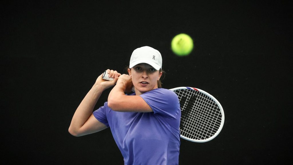 Swiatek puts doping saga behind her, moves toward United Cup quest