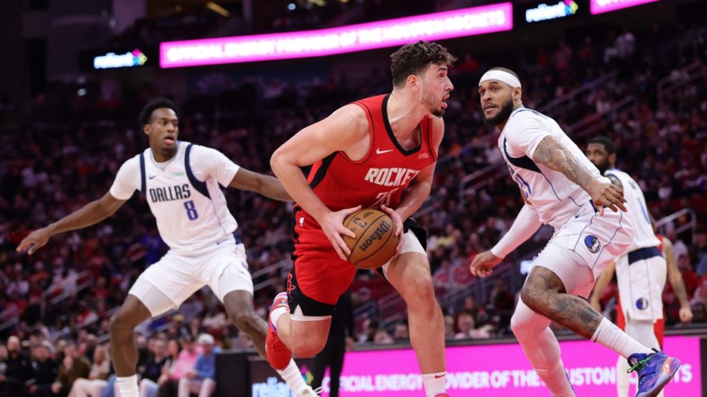 Şengün shines as Rockets top Mavericks, Jokic hits triple-double