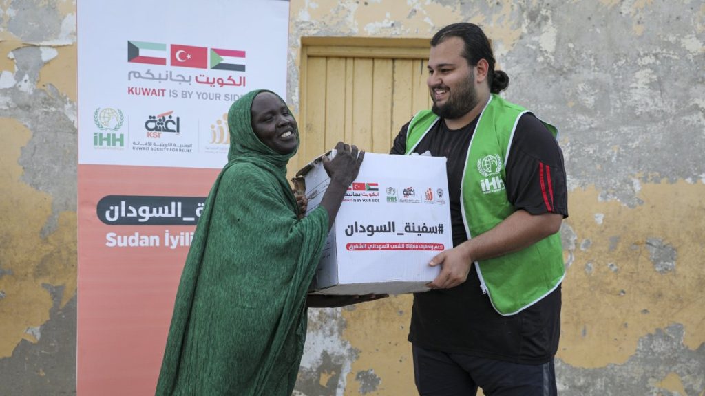 Türkiye’s IHH aids over 2 million people in Sudan in 2024