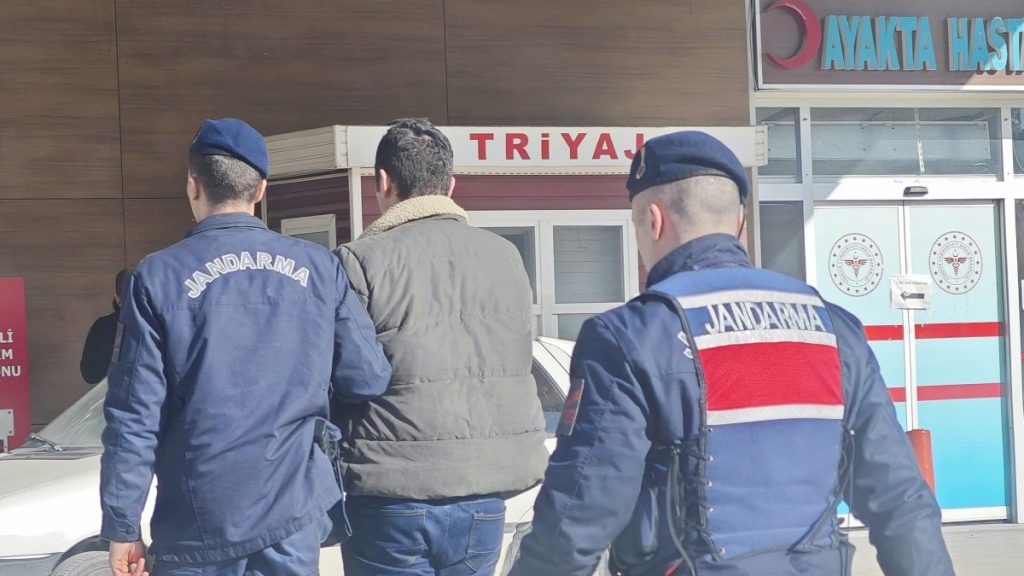 Turkish police nab 22 funding FETÖ members