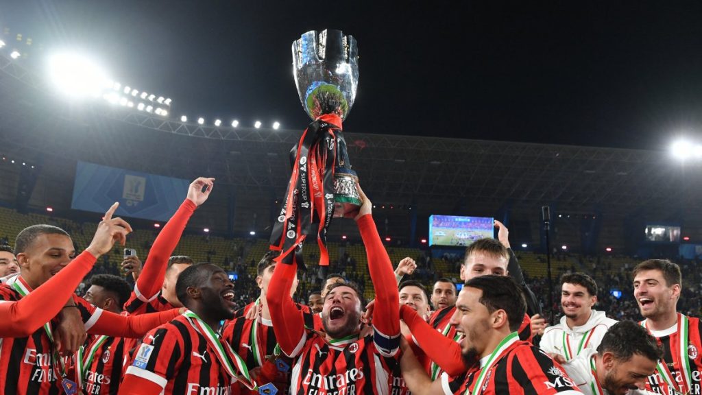AC Milan stage late surge to snatch Italian Super Cup from Inter