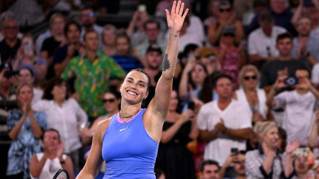 Sabalenka sets sights on 3-peat as she continues to rule Melbourne