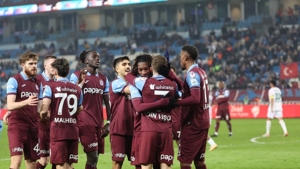Trabzonspor dominate home games, but road woes spoil 2024 fun