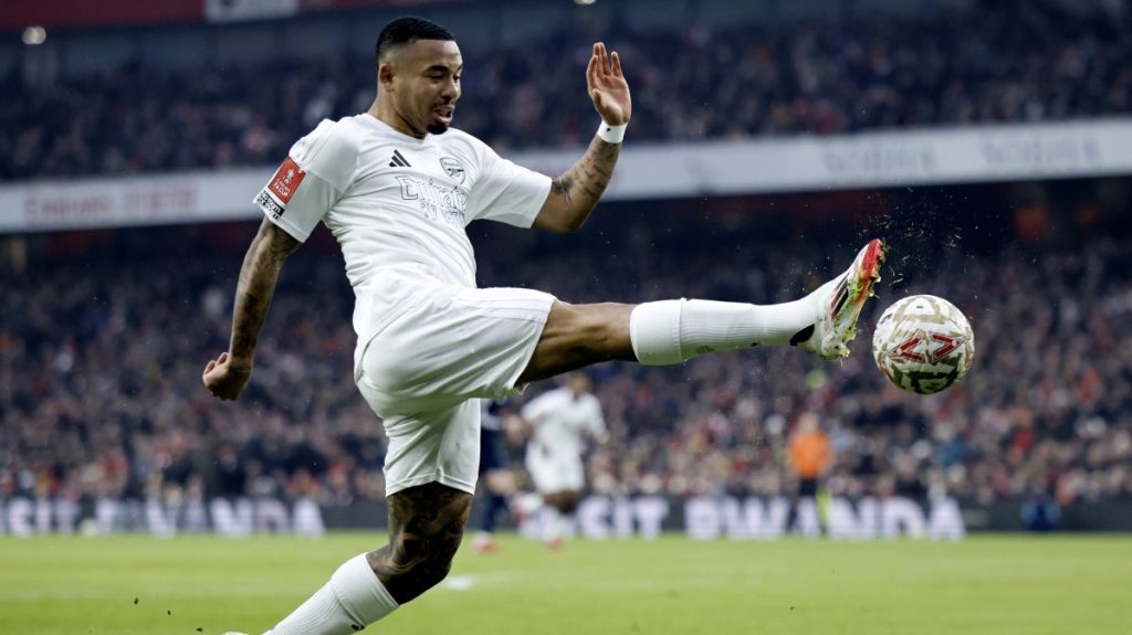 Gunners ‘actively looking’ for reinforcement after Jesus injury