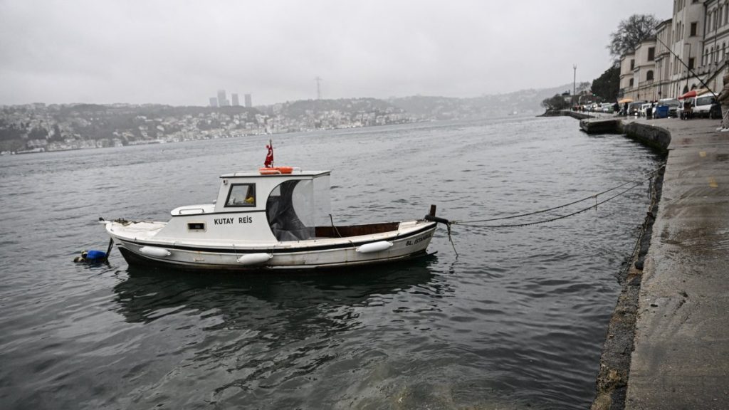 Turkish opposition-run cities accused of polluting Marmara Sea