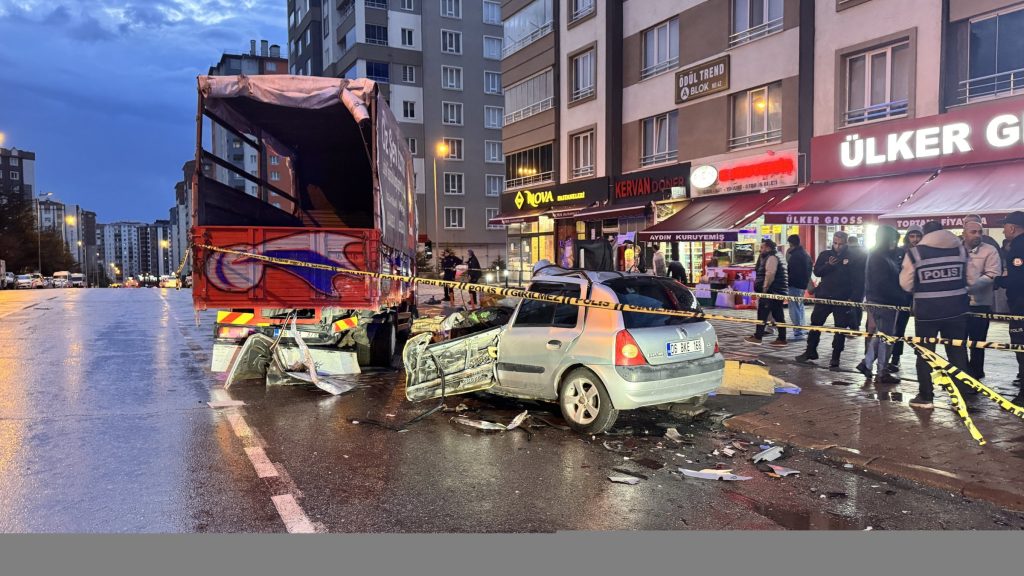 Türkiye monitors road safety as Bayram traffic accidents claim 27 lives