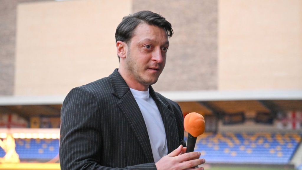 Özil condemns controversial boycott, calls for ‘social cohesion’