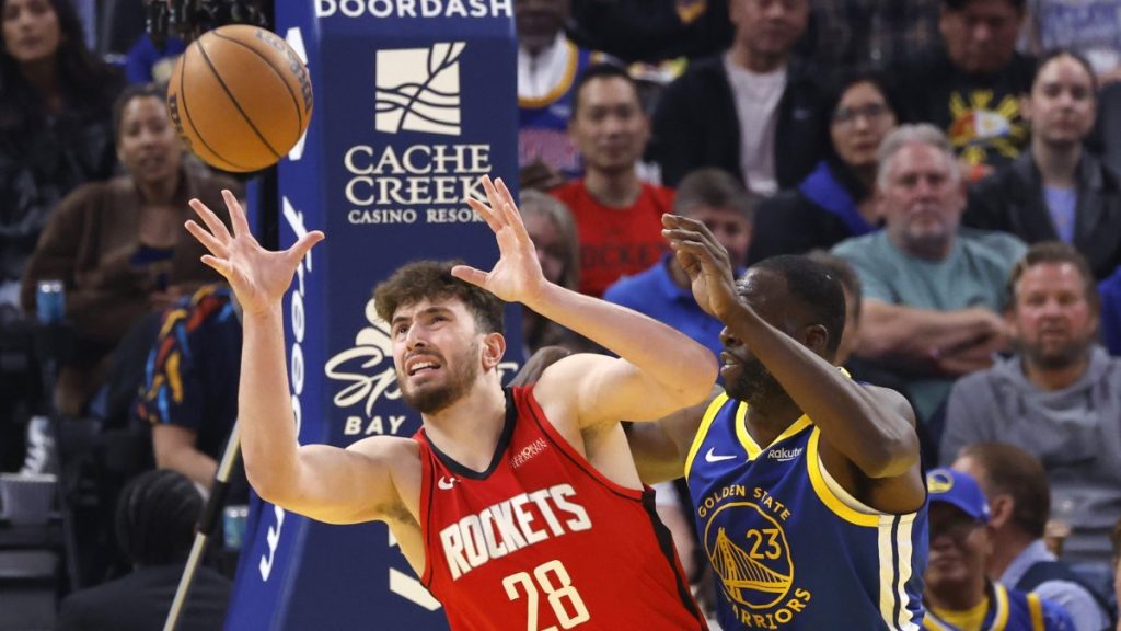 Şengün outmuscles Warriors as Rockets snap Golden State curse