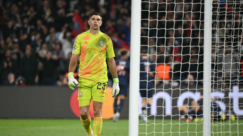 Aston Villa’s Emiliano Martinez faces storm of boos from PSG fans
