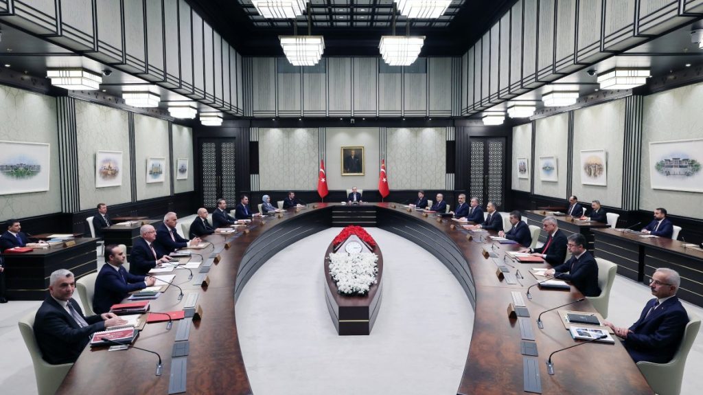Terror-free Türkiye top agenda as presidential Cabinet convenes
