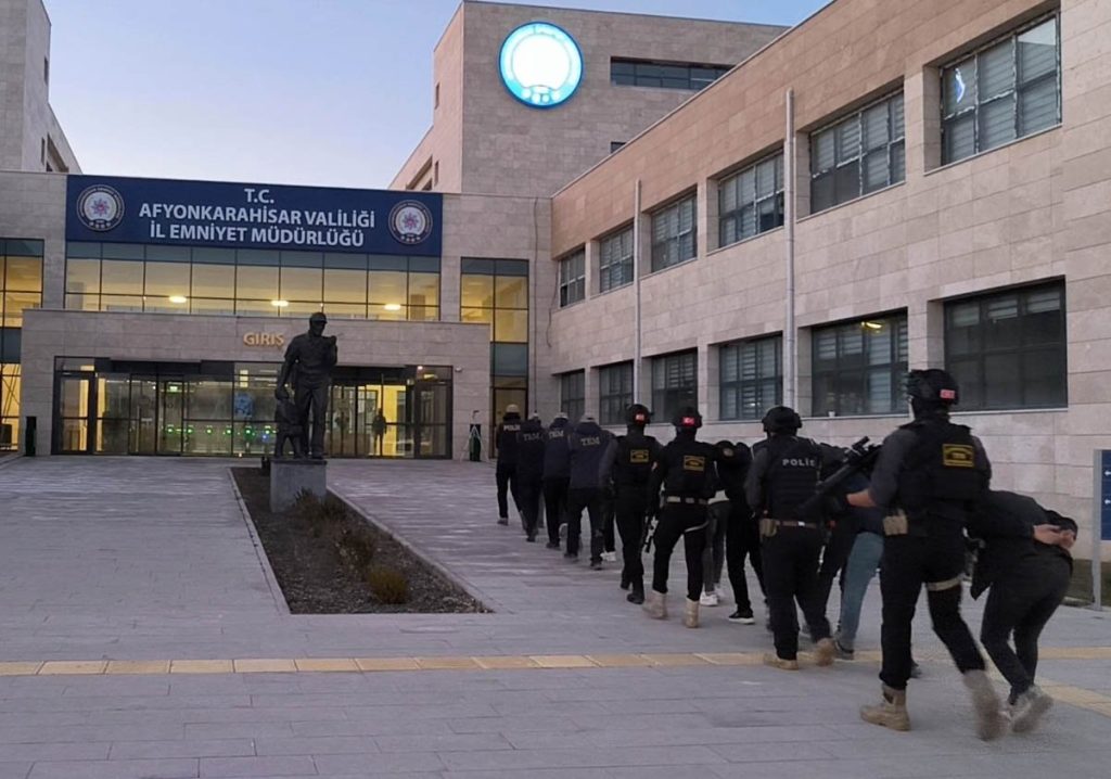 Nationwide anti-terror ops net 89 Daesh suspects in Türkiye