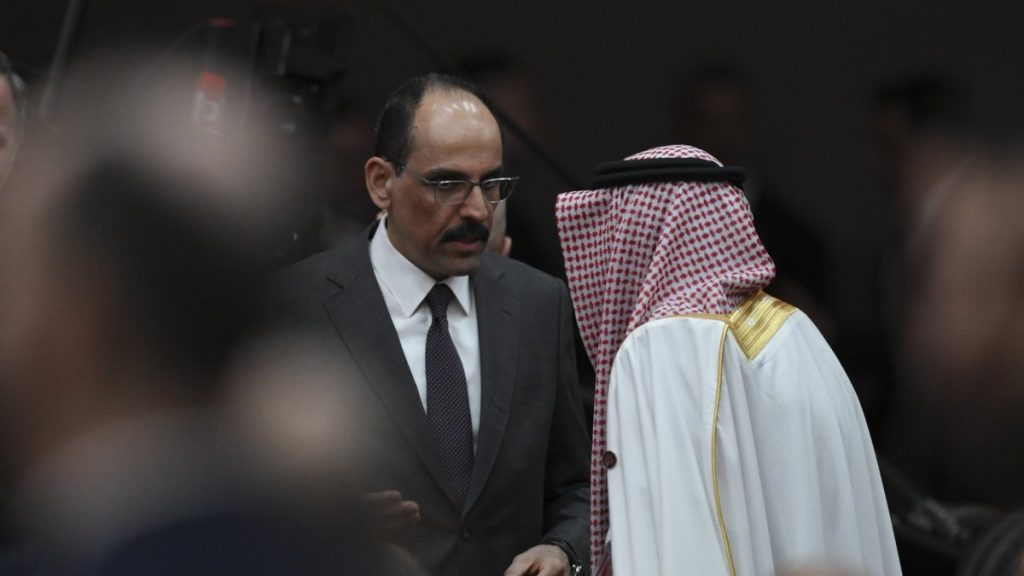 Türkiye’s intel chief discusses Gaza aid with Hamas leadership