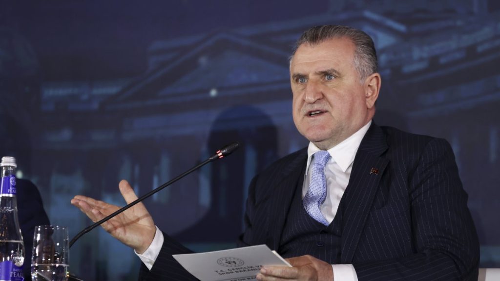 Bak urges global revival of traditional sports at Etnospor Forum