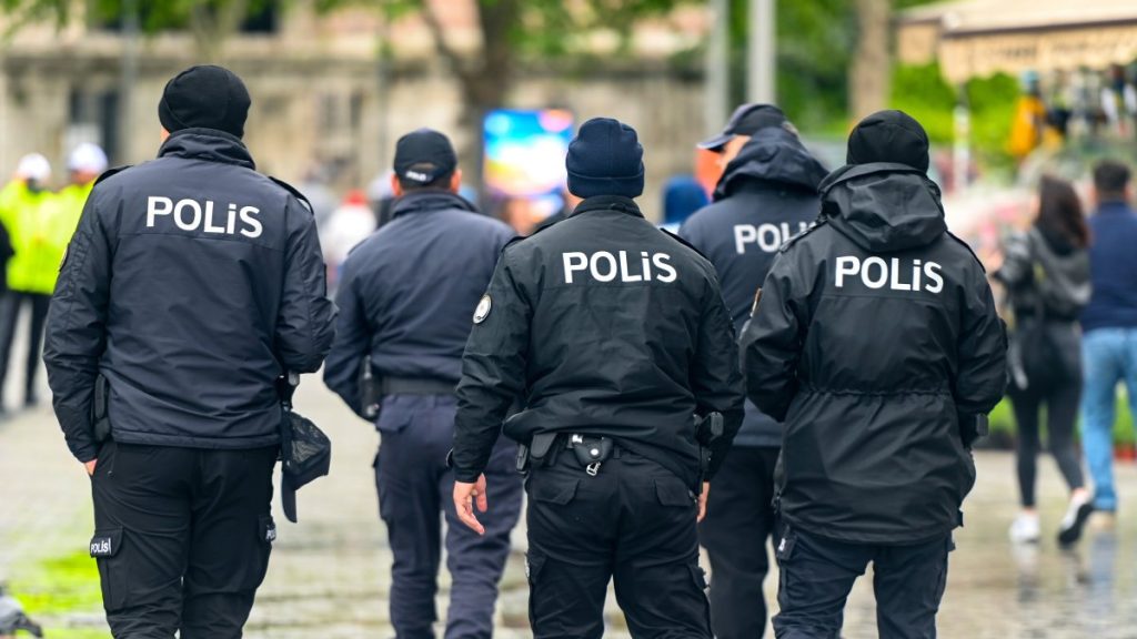 Istanbul police uncover international scam targeting elderly Germans