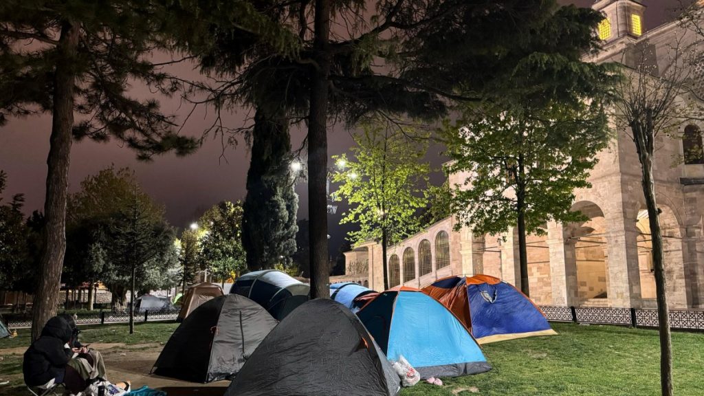 Istanbul residents gather in public gardens after 6.2 magnitude quake