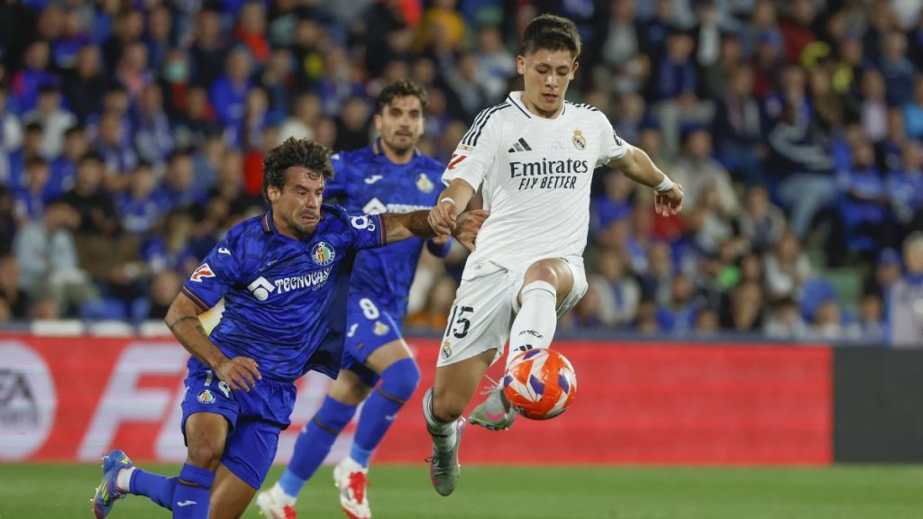 Real Madrid ride Arda Güler’s bullet to keep title race smoldering