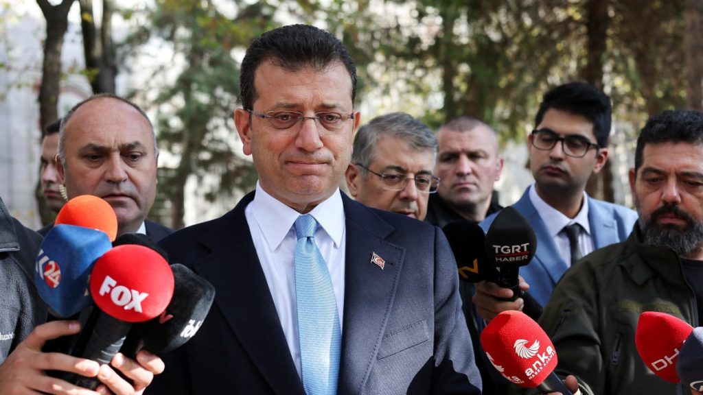 Imamoğlu’s bodyguards seen disabling security cameras at Istanbul hotel