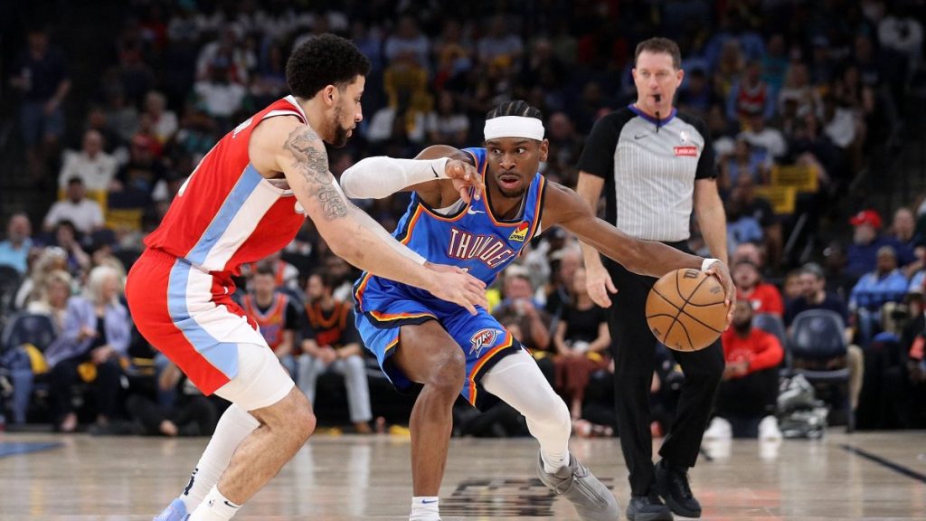 Thunder strikes down Grizzlies, Cavs on brink in NBA playoffs