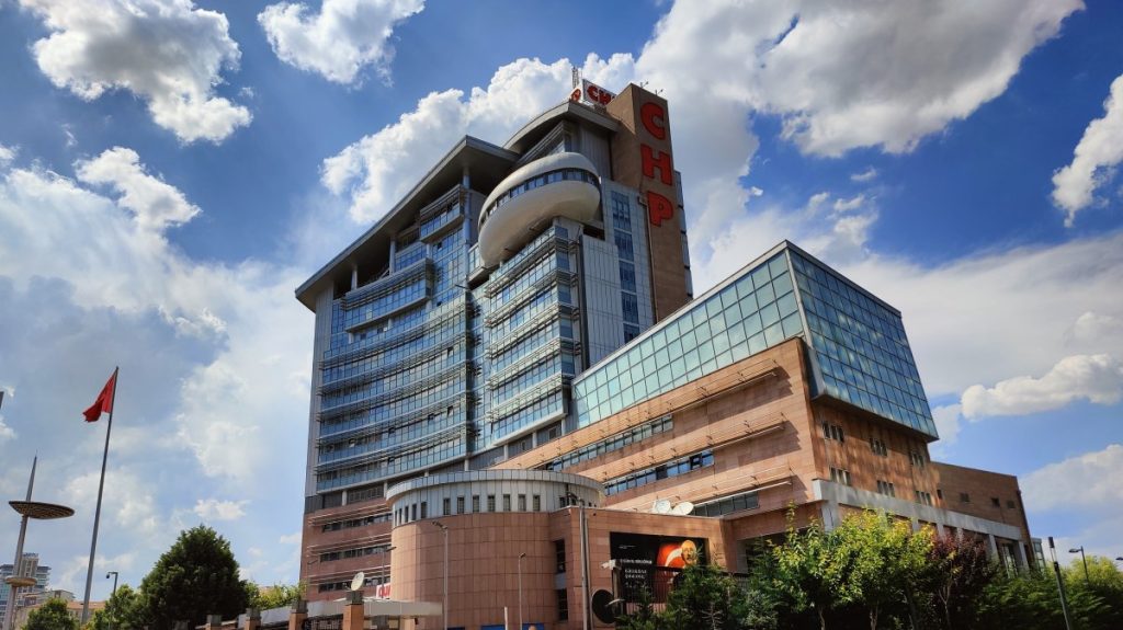 Turkish lawmakers among suspects in probe into CHP’s shady election