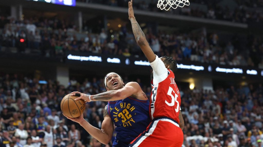 Nuggets rout Clippers to set NBA playoffs date against Thunder