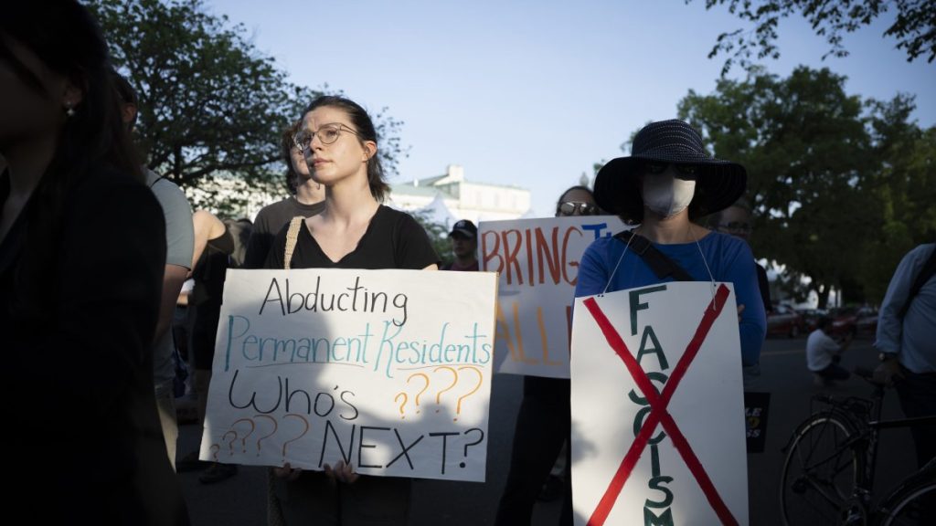 Turkish student Özturk’s legal team urges transfer to Vermont