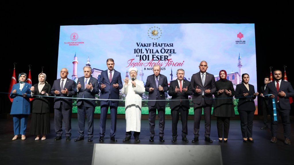 Erdoğan highlights Türkiye’s cultural richness at Foundations Week