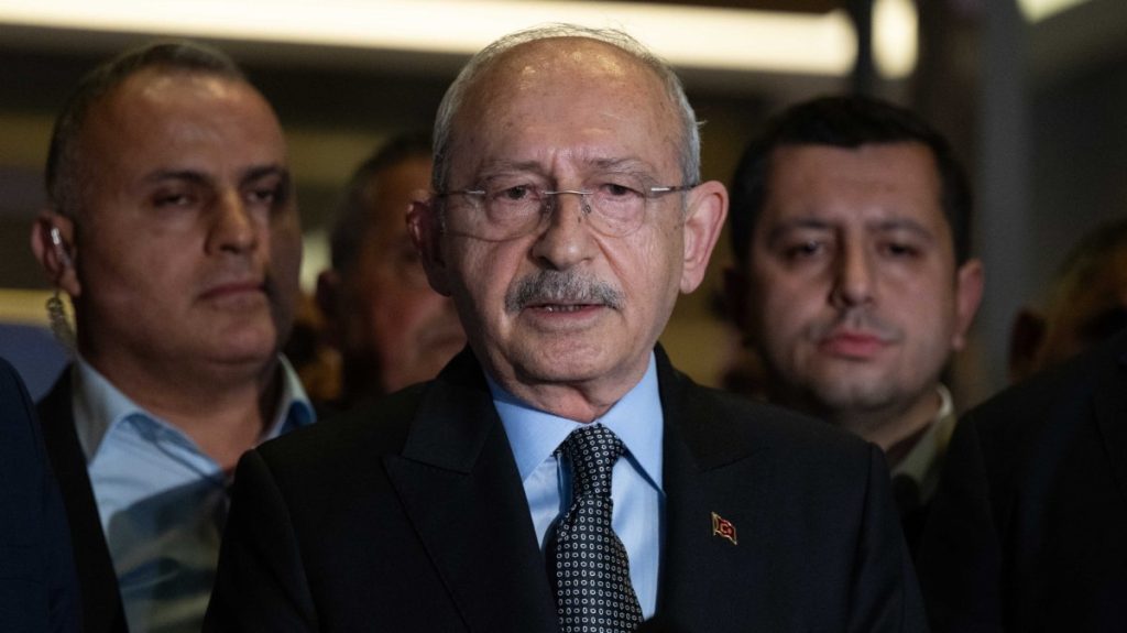 Turkish ex-opposition leader refuses to testify in shady election trial