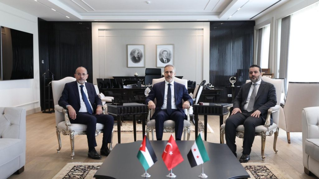 Turkish FM says PKK’s dissolution will boost regional security