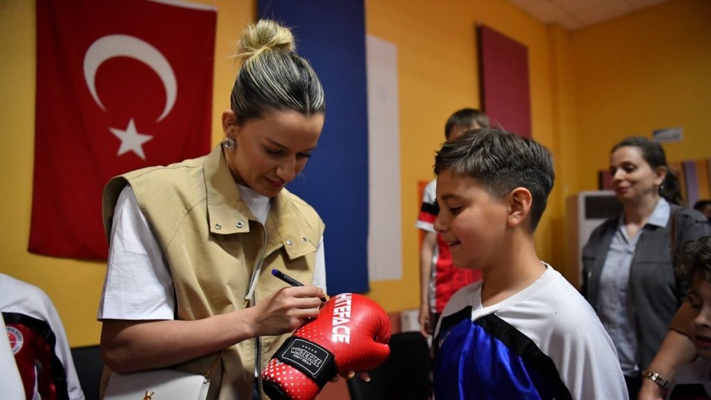 Hatice Akbaş eyes LA28 gold, hails rising women’s boxing in Türkiye