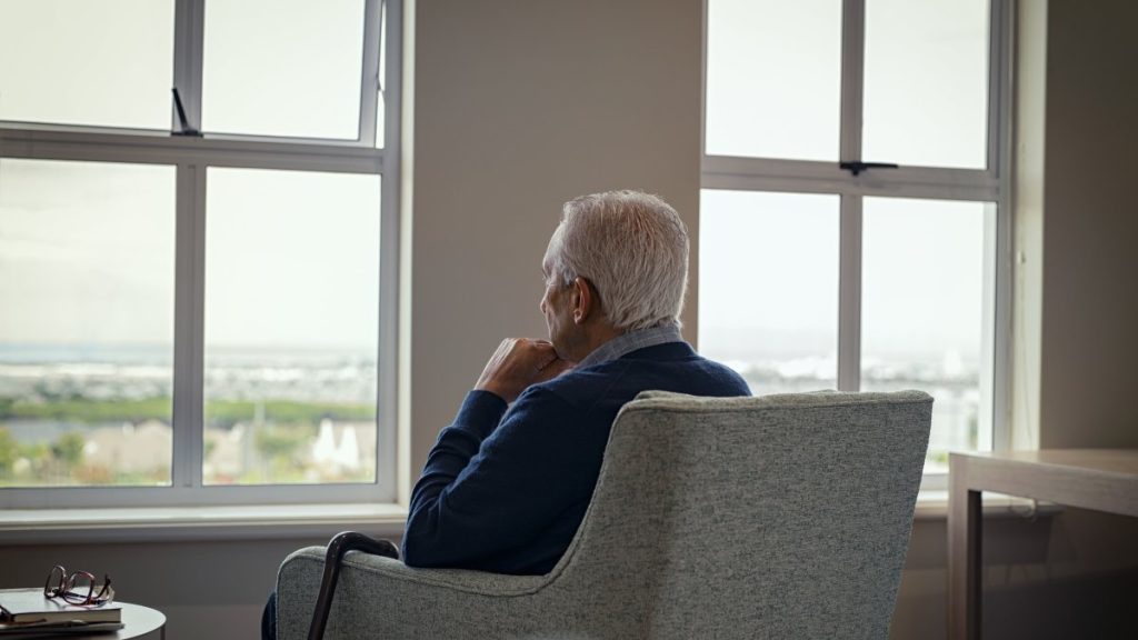 Nearly 2 million elderly in Türkiye live alone in 2024: TurkStat