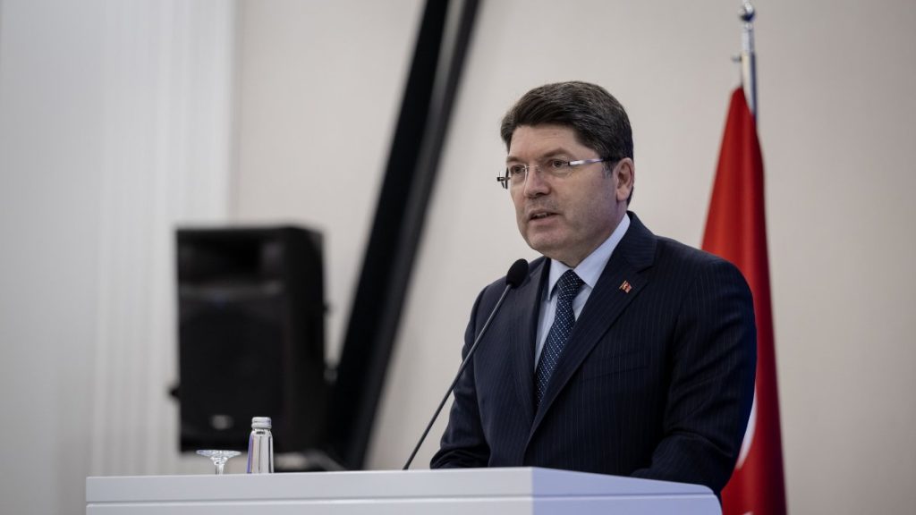 ‘Right to hope for Öcalan not on table in terror-free Türkiye process’