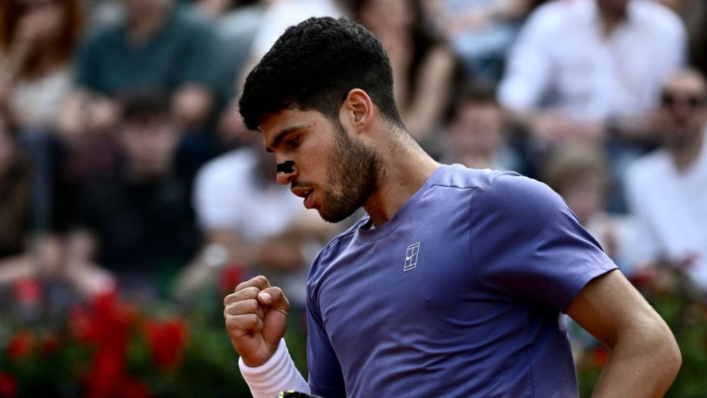 Alcaraz beats Draper to bag semis as Sabalenka crashes out of Rome