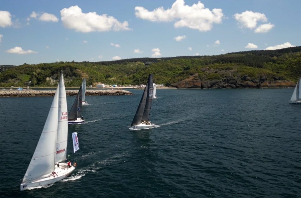 All hands on deck as sailors chase glory on Atatürk’s historic route