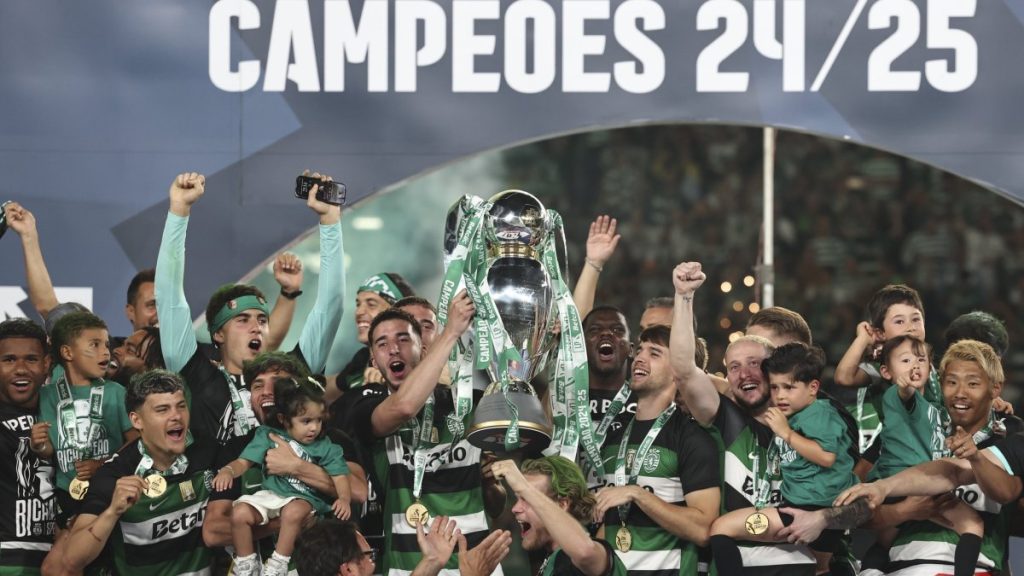 Sporting Lisbon crowned Portuguese champions on dramatic final day
