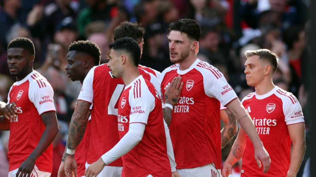 Arsenal seal Champions League spot, Everton leave Goodison with bang